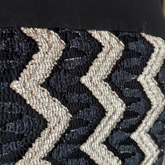 Chico’s Gold & Lace Festive Dress 2.5 - Picture 3 of 9